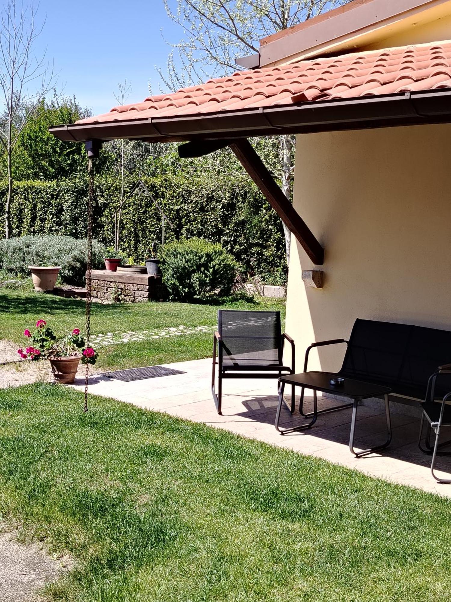 Guest House Romana Vecchia Monticchio  Ngoại thất bức ảnh