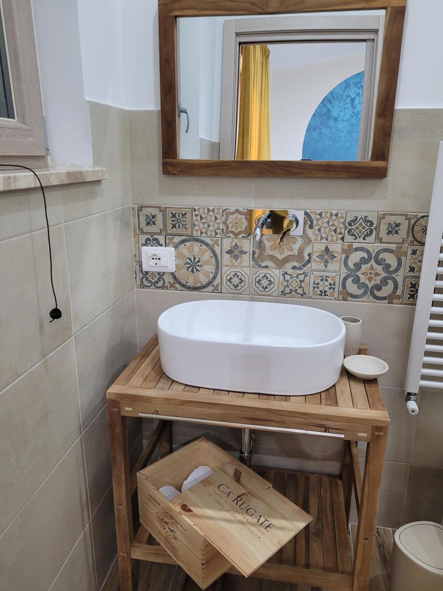 Guest House Romana Vecchia Monticchio  Ngoại thất bức ảnh