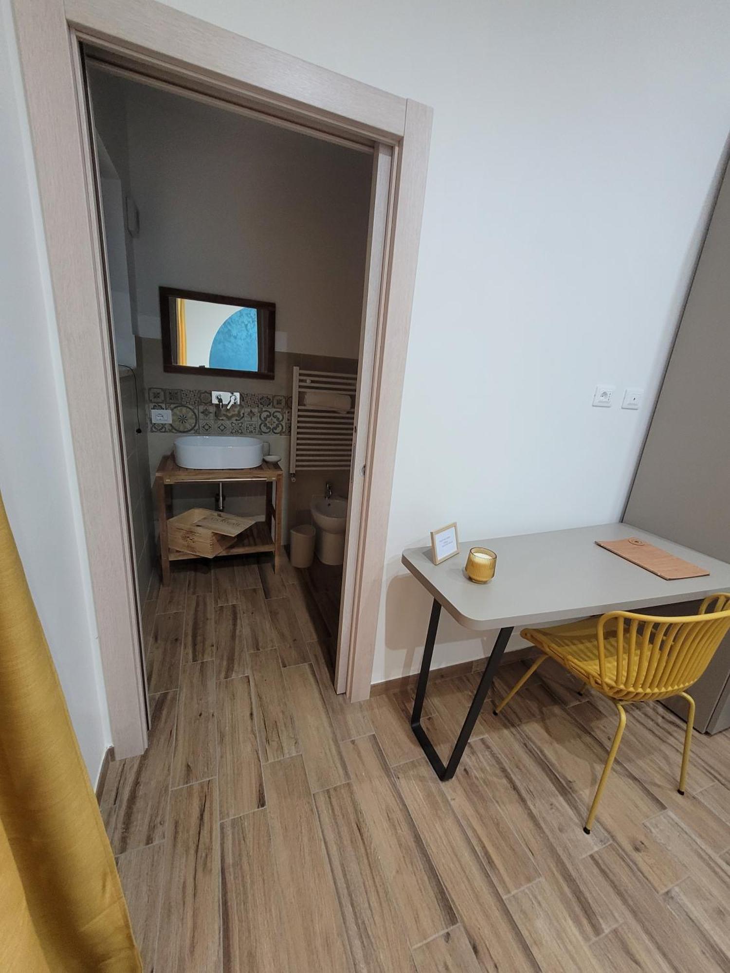 Guest House Romana Vecchia Monticchio  Ngoại thất bức ảnh