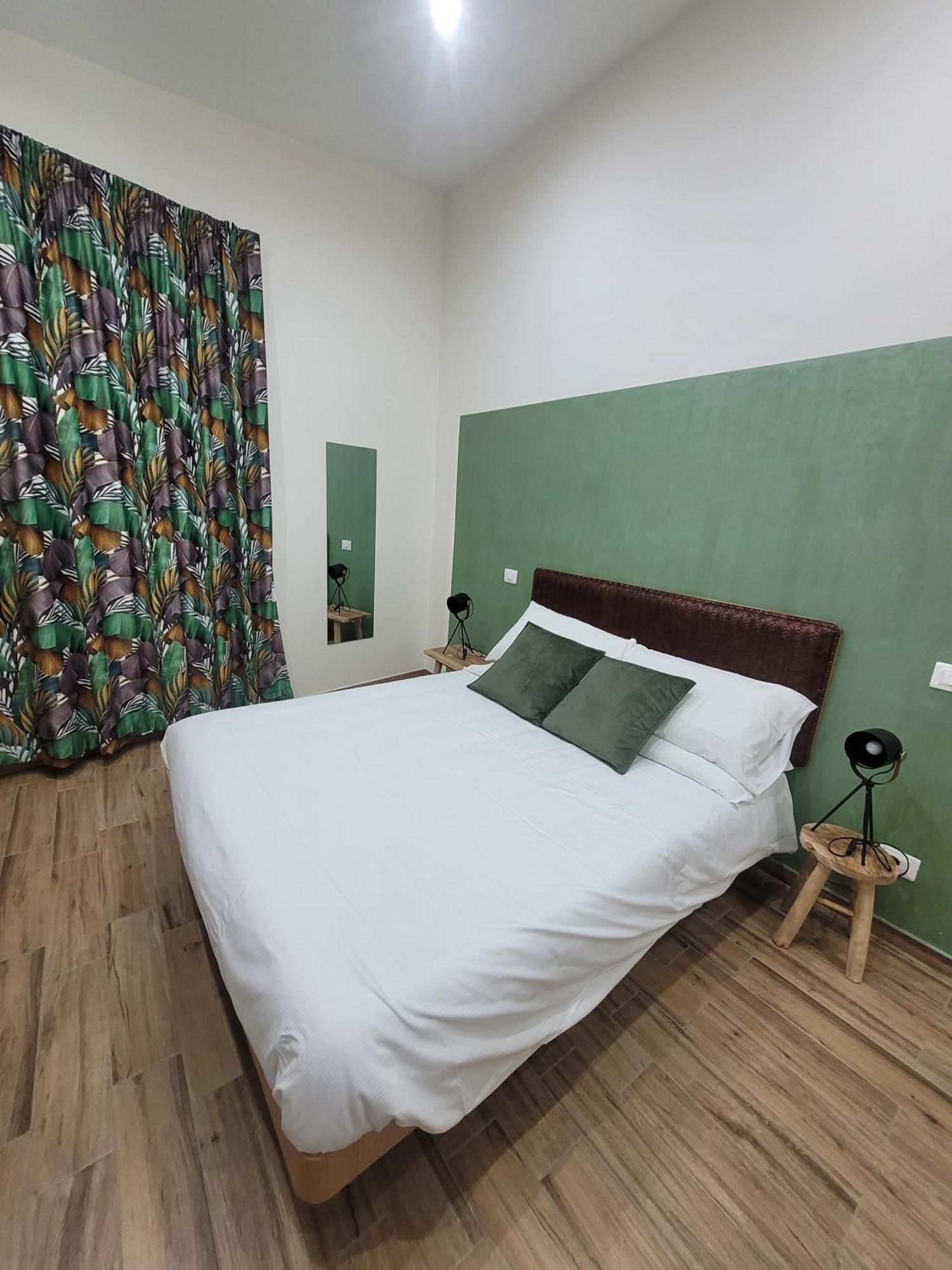 Guest House Romana Vecchia Monticchio  Ngoại thất bức ảnh