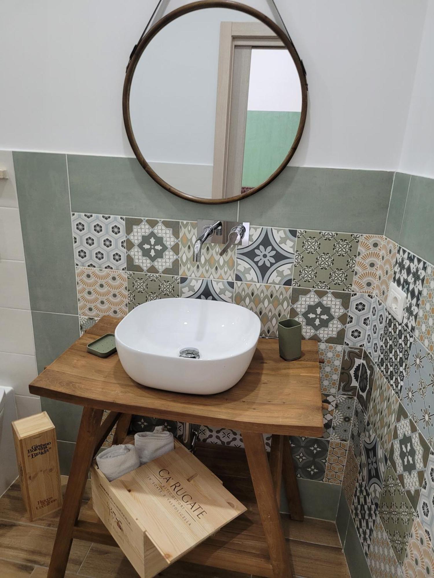 Guest House Romana Vecchia Monticchio  Ngoại thất bức ảnh